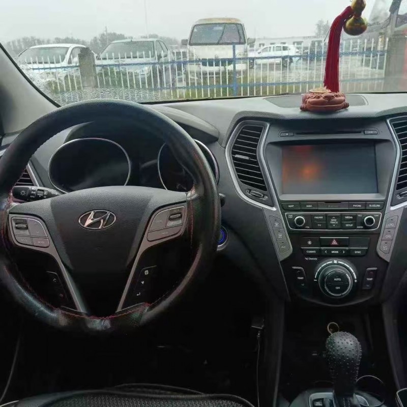 菏泽19年现代新胜达4