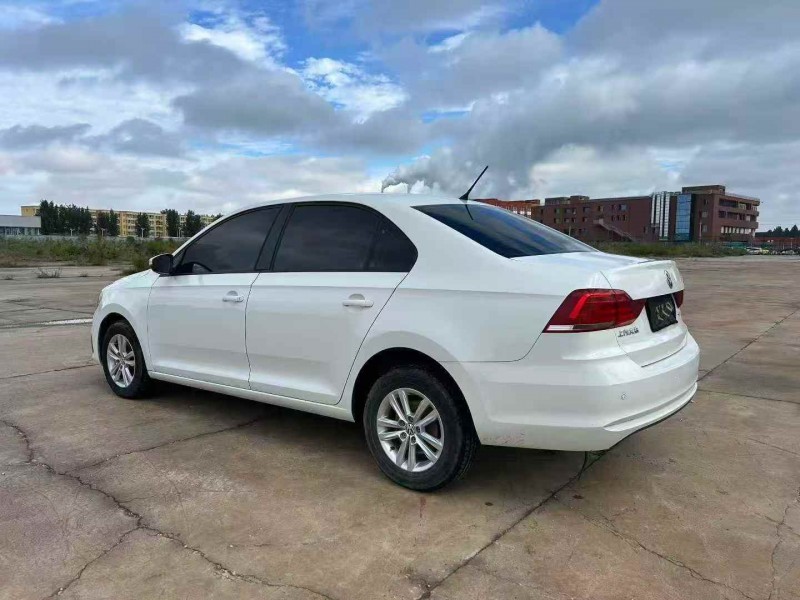 石家庄20年大众桑塔纳7