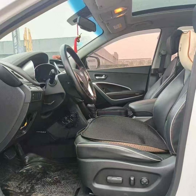 菏泽19年现代新胜达7