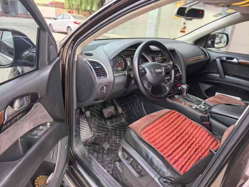 保定13年奥迪Q75