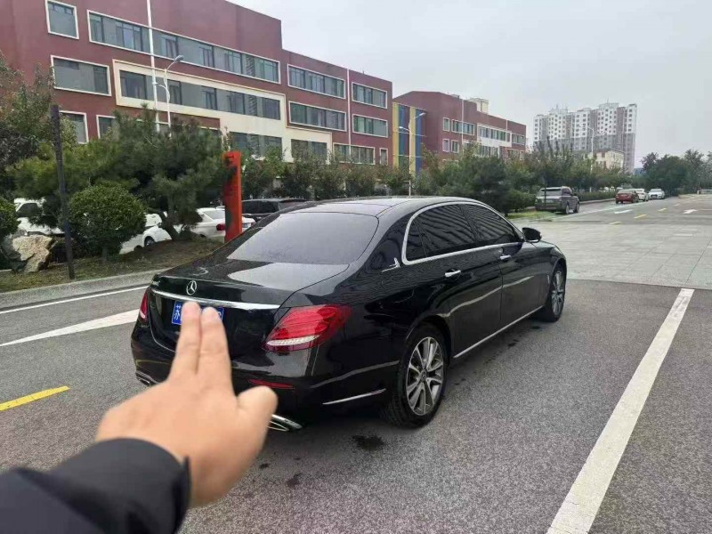 潍坊19年奔驰E8