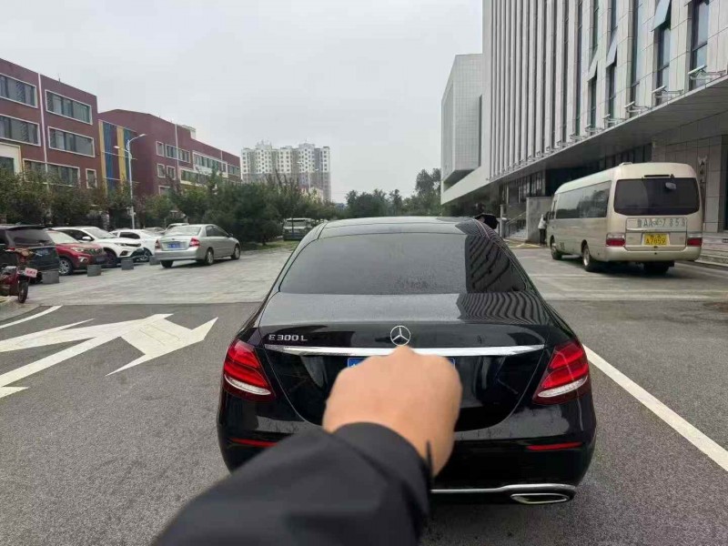 潍坊19年奔驰E9