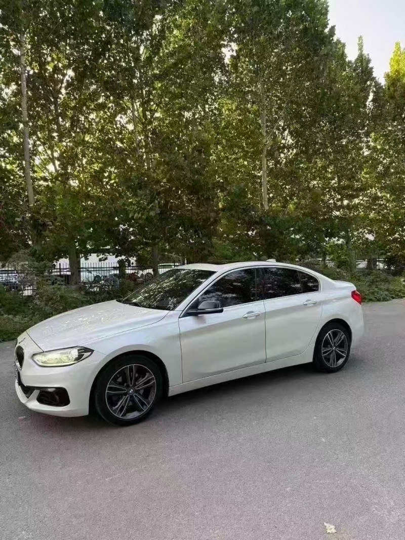 菏泽19年宝马1系3