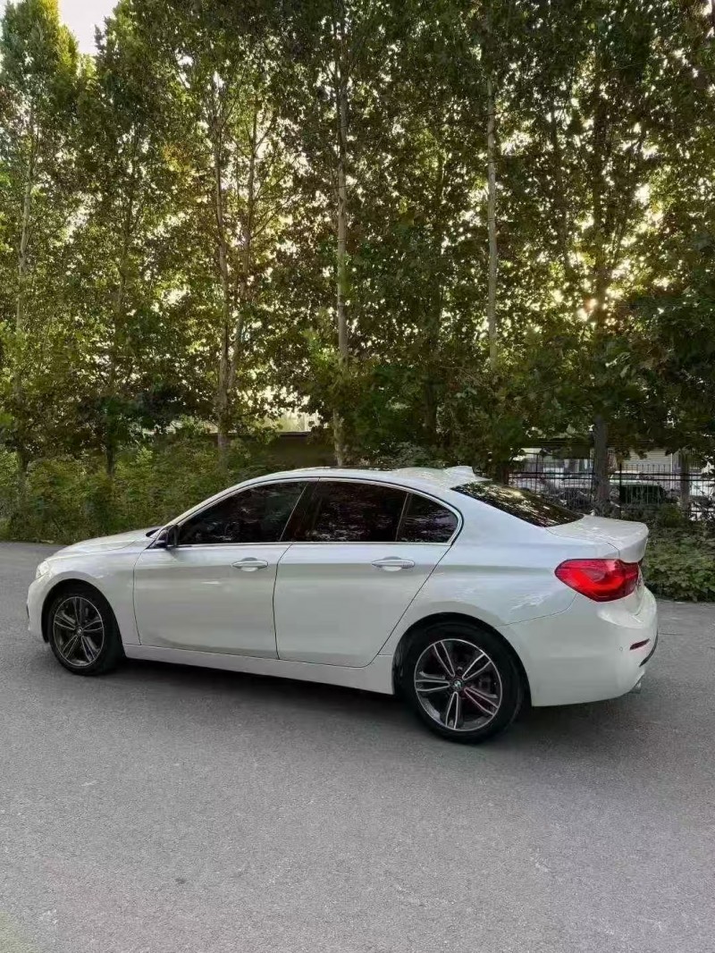 菏泽19年宝马1系8