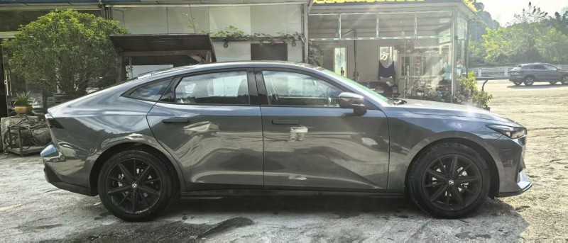 安顺25年长安汽车UNI4