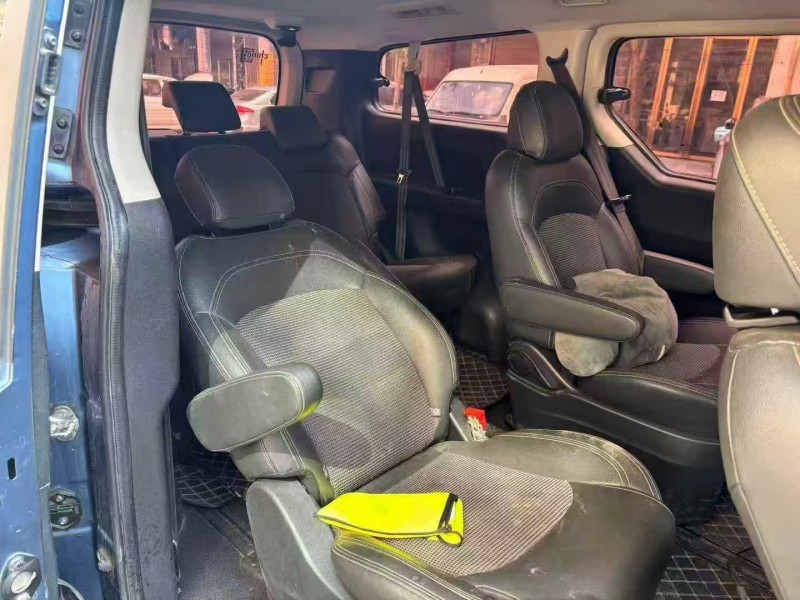 长沙19年大通maxus6