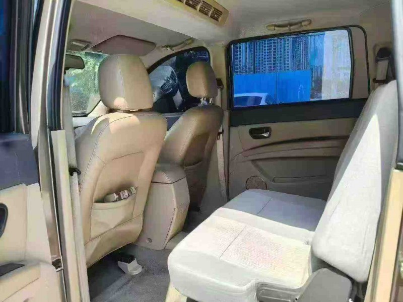 南宁14年五菱汽车宏光6