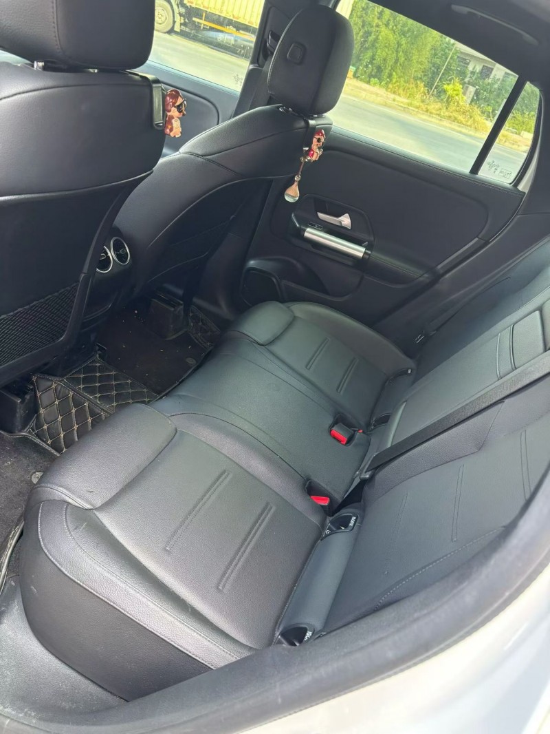 萍乡23年奔驰GLA5