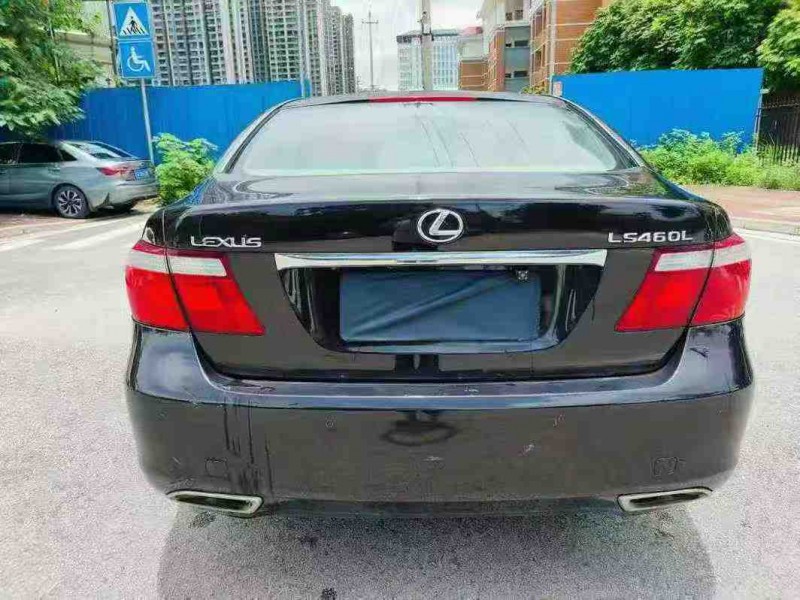 南宁07年雷克萨斯LS9