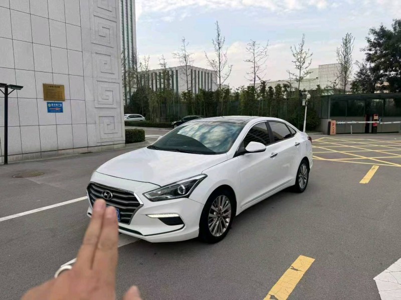 济南19年现代名图2