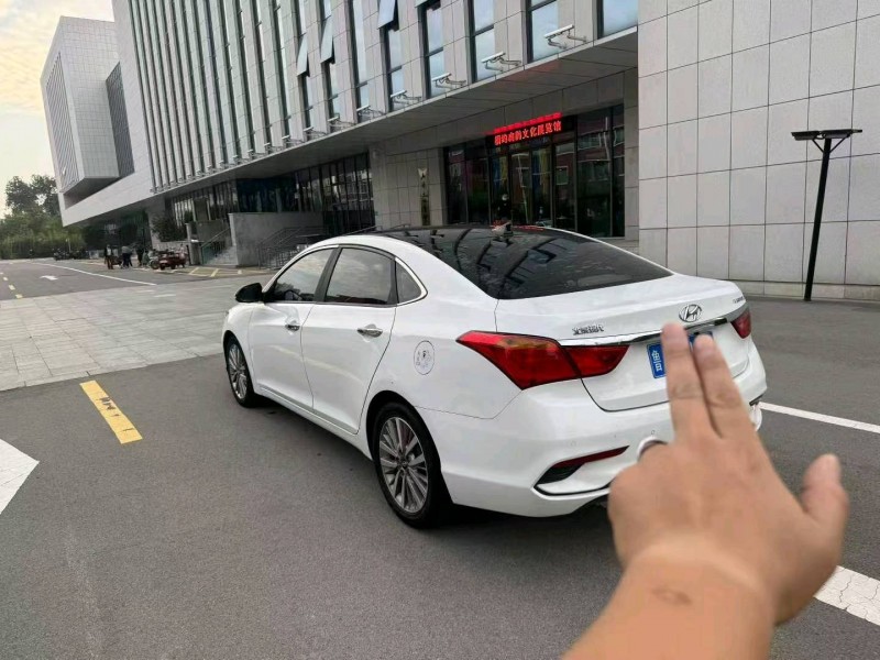 济南19年现代名图3