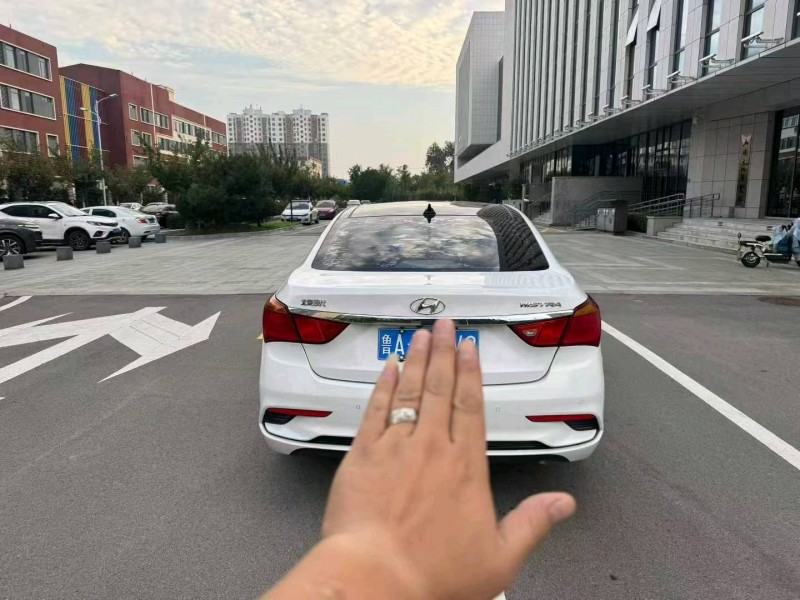 济南19年现代名图4