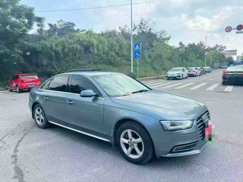 南宁16年奥迪A4L2