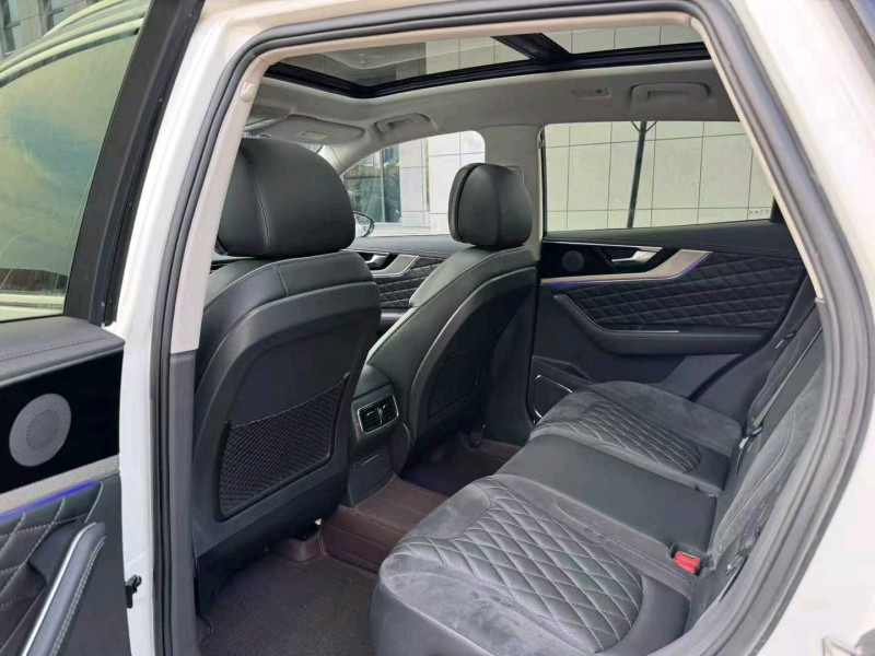 济南21年红旗HS58