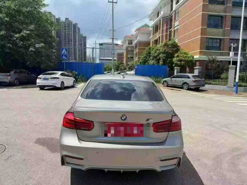 南宁16年宝马3系9