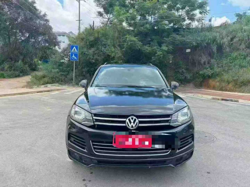 南宁13年大众途锐1