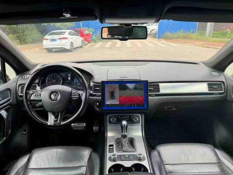 南宁13年大众途锐5