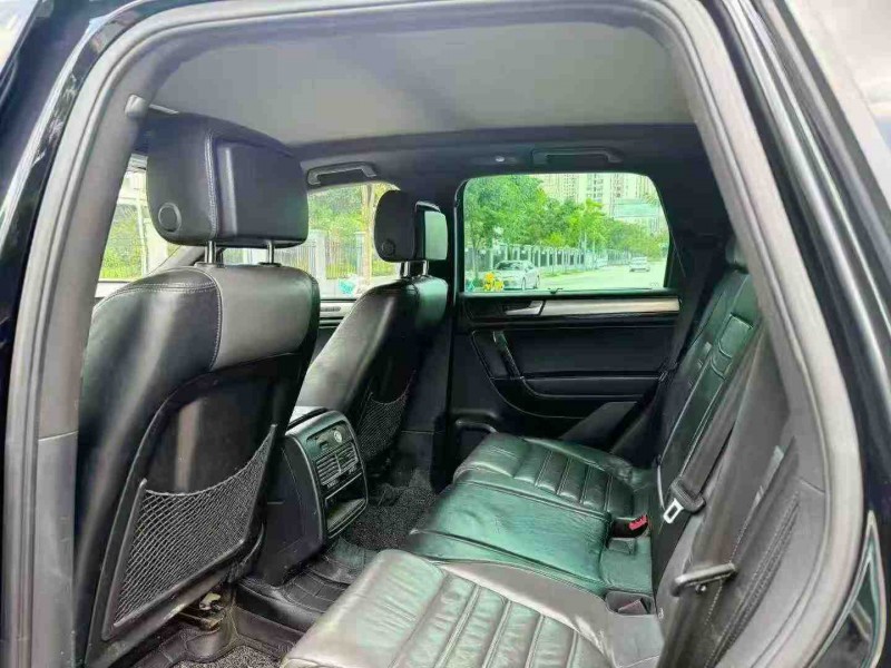 南宁13年大众途锐6