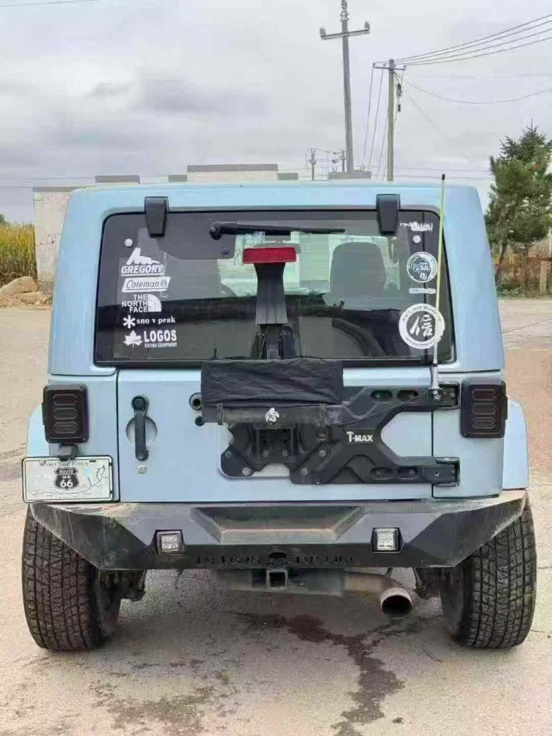 乌海13年Jeep牧马人8