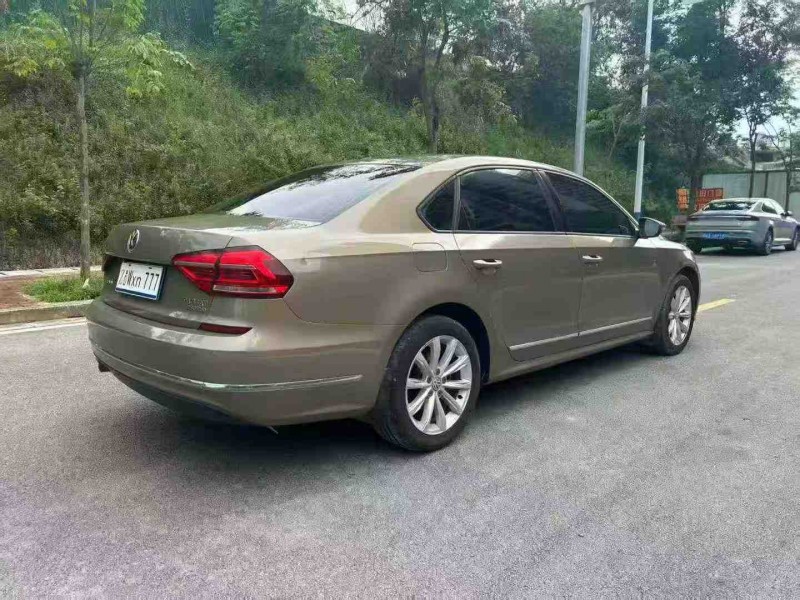 南宁17年大众帕萨特8