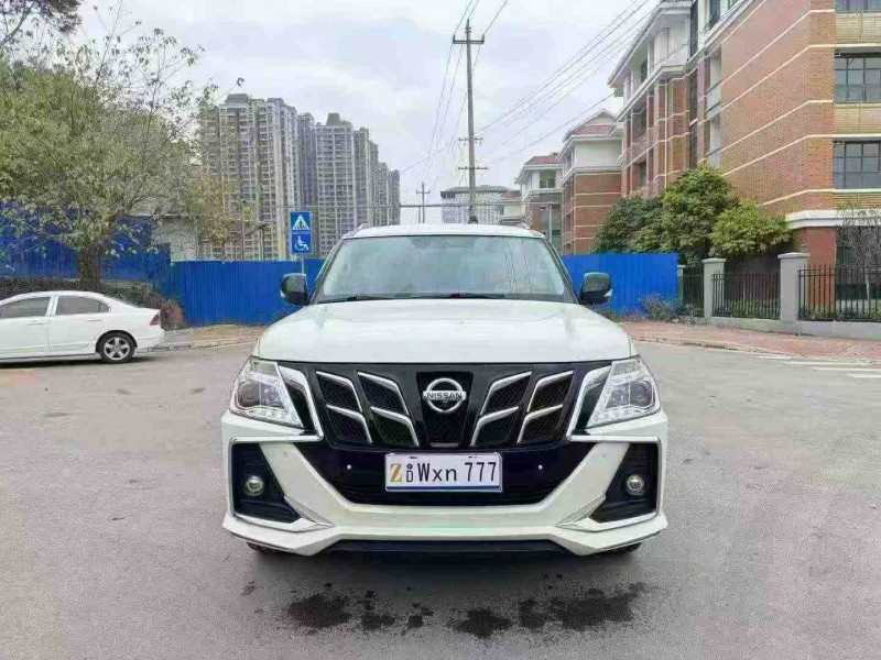 南宁20年日产途乐1