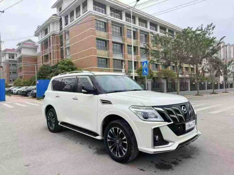 南宁20年日产途乐2