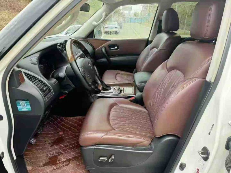 南宁20年日产途乐4