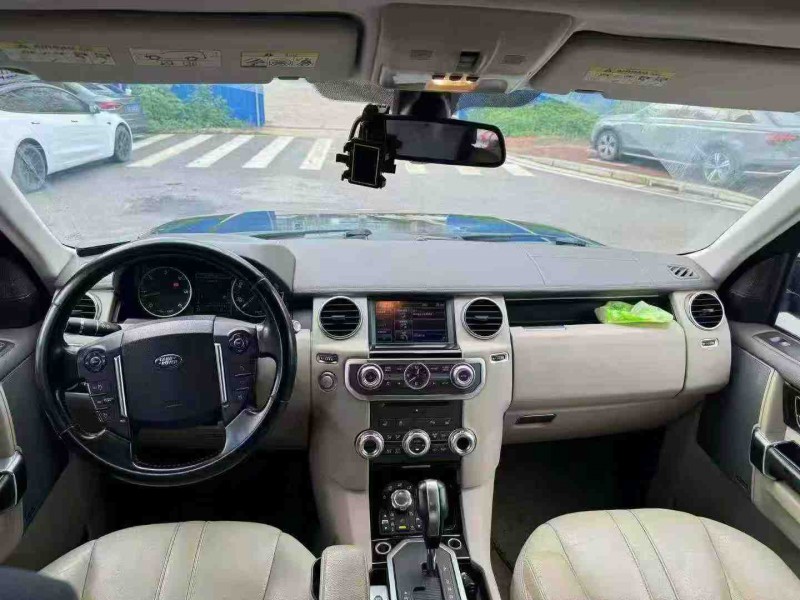 南宁13年路虎发现5