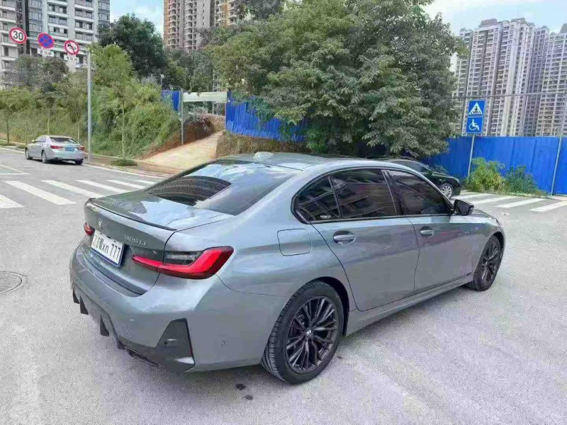 南宁22年宝马3系8