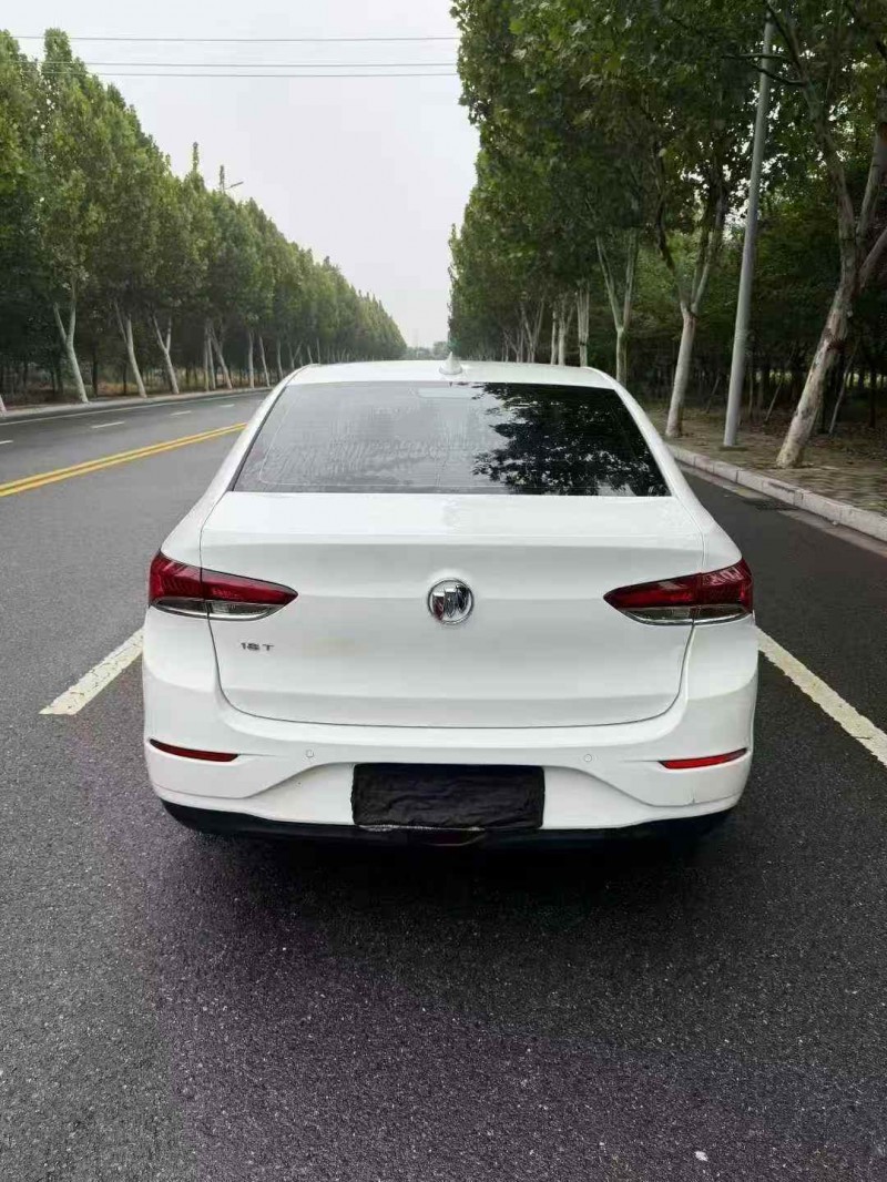 无锡20年别克英朗6