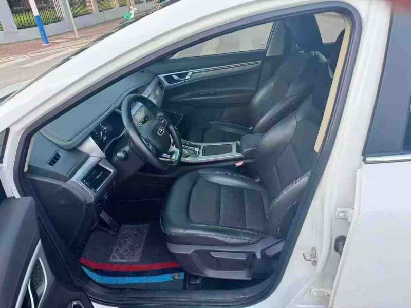 南宁20年吉利帝豪4