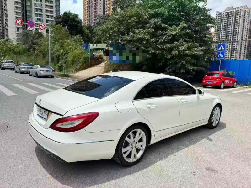 南宁13年奔驰CLS8