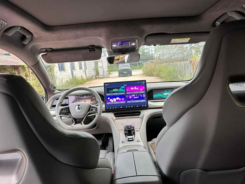 枣庄23年腾势N75