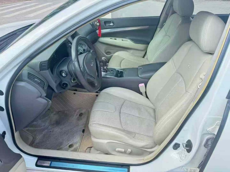 南宁12年英菲尼迪G254