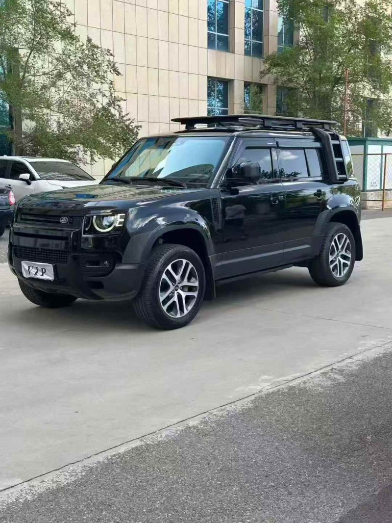 湛江21年路虎卫士3