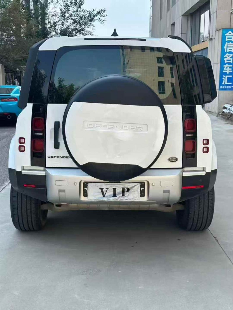 广州22年路虎卫士7