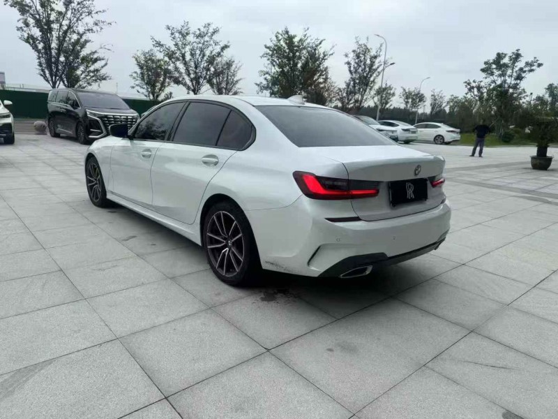 徐州21年宝马3系9