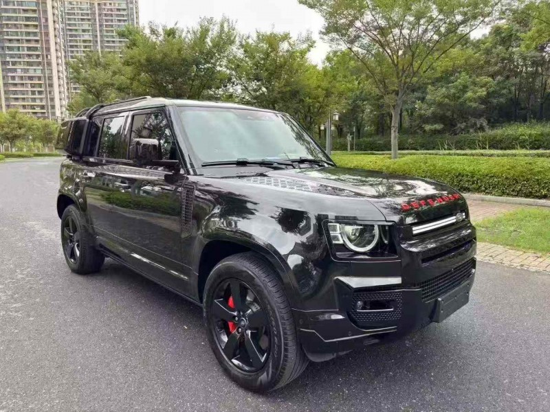 常州24年路虎卫士2