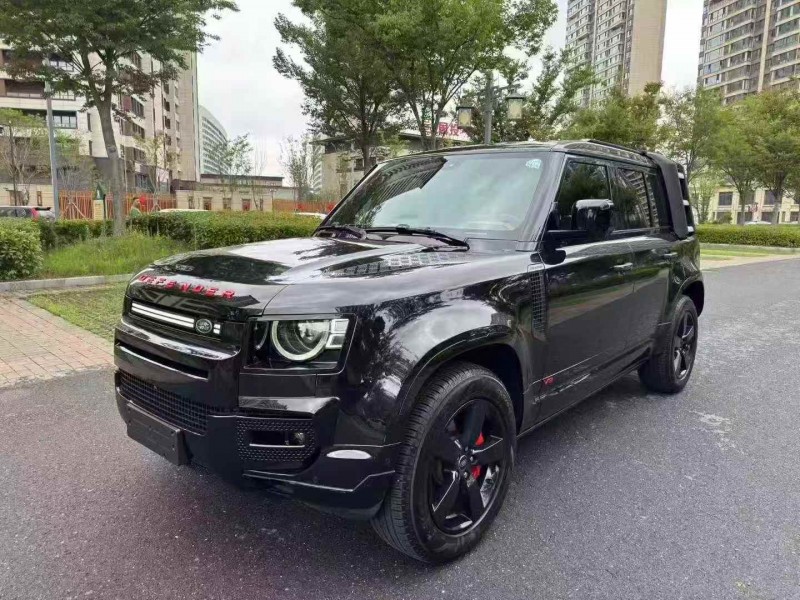 常州24年路虎卫士3