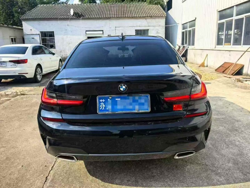 徐州21年宝马3系8