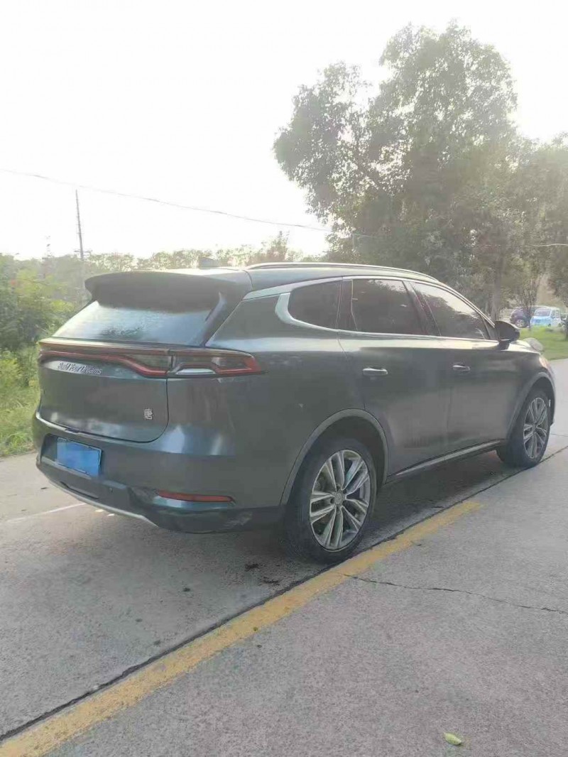 安阳19年比亚迪唐8