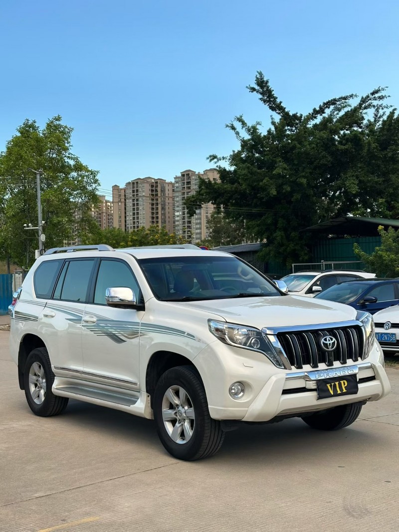 中山14年丰田普拉多2
