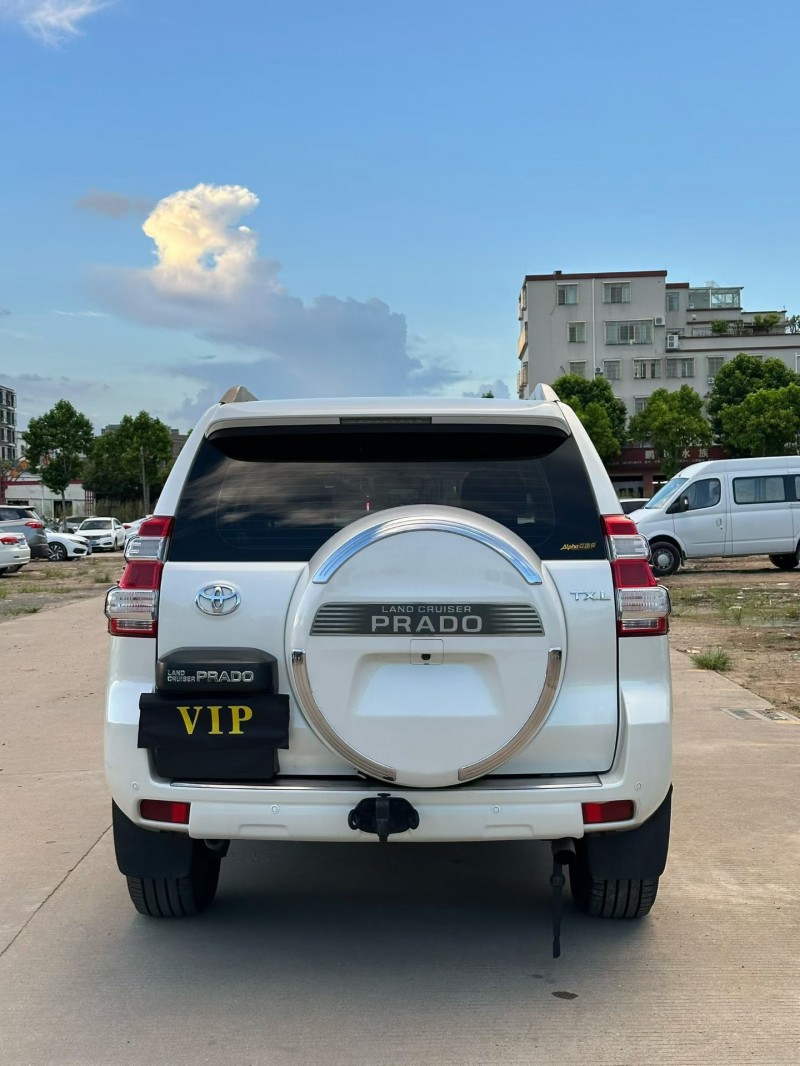 中山14年丰田普拉多7