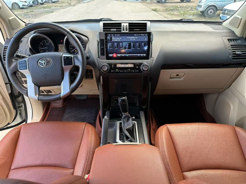 中山14年丰田普拉多8