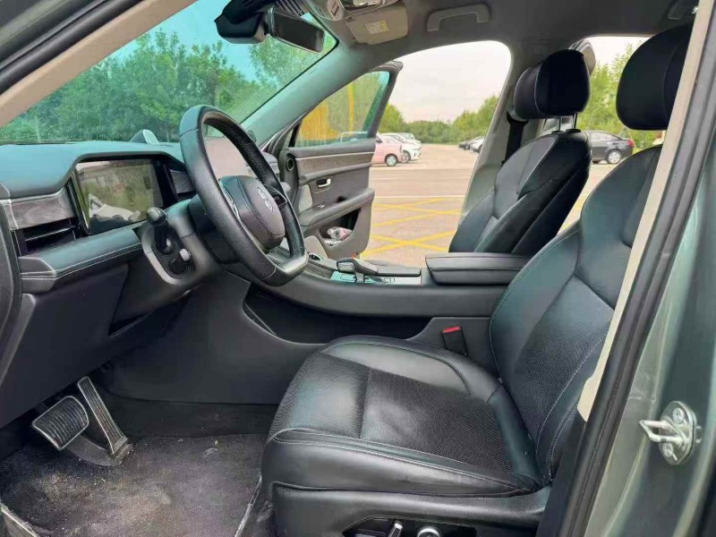 唐山22年华为智选问界5