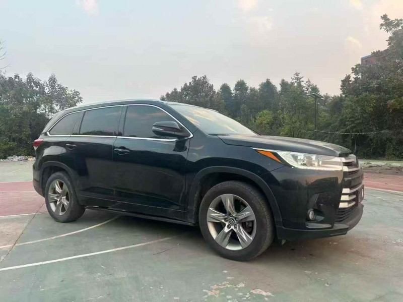 湘潭22年丰田汉兰达3