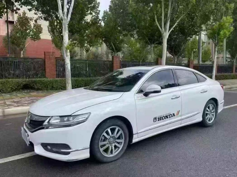 开封18年本田思铂睿2