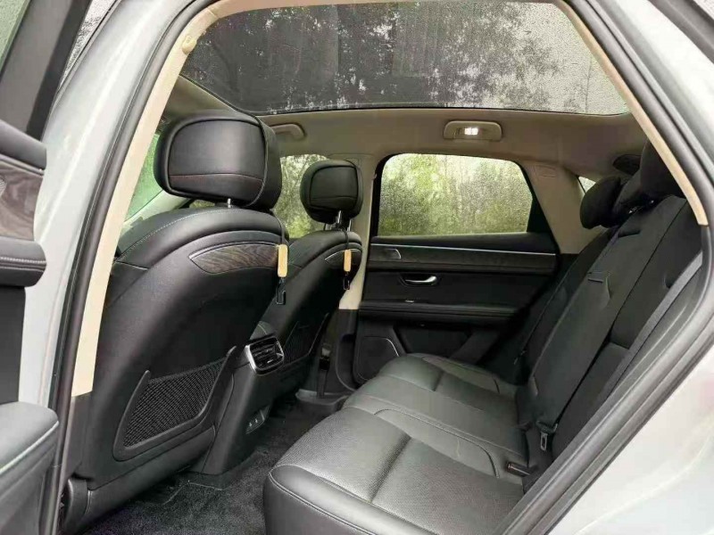 青岛22年华为智选问界5