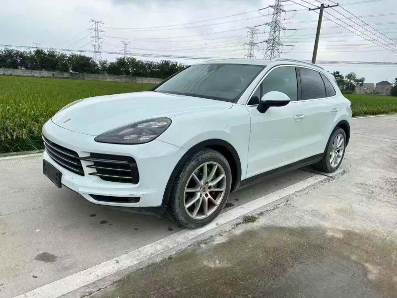 宁波19年保时捷卡宴3