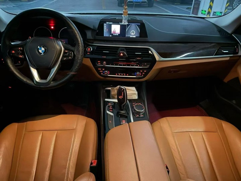 徐州18年宝马5系6